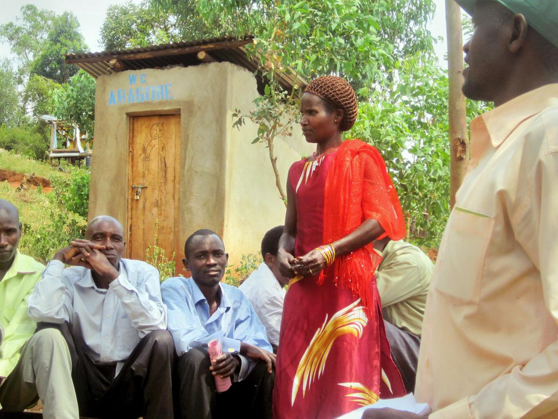 A meeting of the Cocamu Coffee Cooperative members.