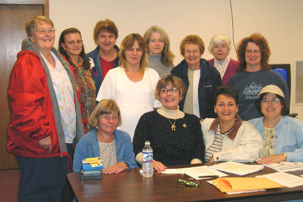 Photo from <a href="http://www.kathleenmcgwin.com/wp-content/uploads/2008/07/newsletter_possibilitiesofrelationships.pdf" target="_blank">Cooperative Notes</a>.