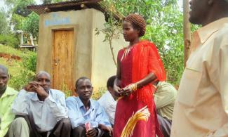 A meeting of the Cocamu Coffee Cooperative members.