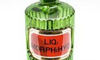Morphine bottle. Photo via <a href="http://wellcomeimages.org/" target="_blank">Wellcome Images</a>.